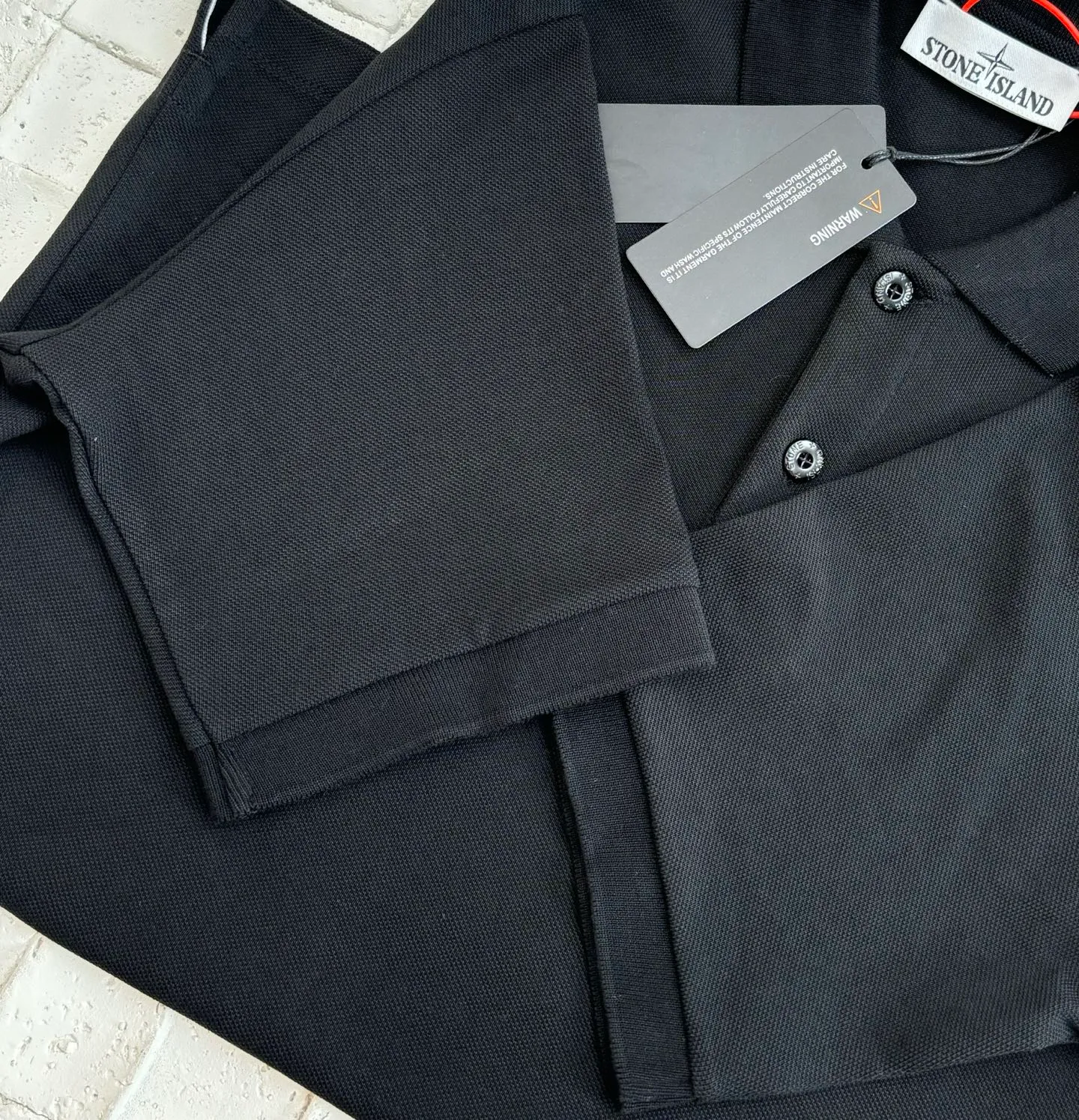 🅿️320 STONE ISLAN*/Stone Island Badge patch embroidery POLO shirt Customized pique pure cotton sateen Breathable air cotton Adopt imported machine patch embroidery technology Use advanced computer control system and precision mechanical components to realize Compass badge embroidery operation, showing an embroidery effect with both clarity and three-dimensionality, the overall line routing is straight and delicate, the fabric is comfortable and soft, and the color is consistent without color difference It can be matched with the same style to create a fashionable look, and can be used in various occasions. Customized accessories, complete with three standards, same style for men and women!  Size：S/M/L/XL